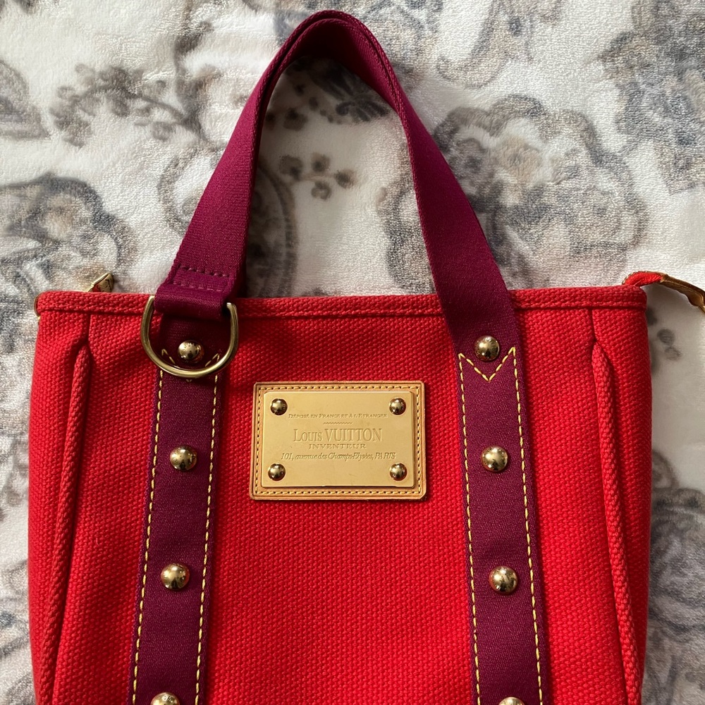 ❤️Authentic Louis Vuitton Antigua Cabas bag. Has been gently used some fading - Picture 1 of 16